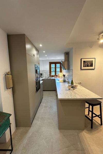 Foto 4c4a478c-baee-4371-a87b-60726cddf436. Apartamento en Puerto de la Duquesa Manilva