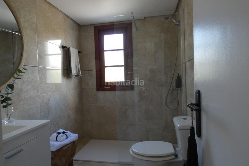 Foto 9eb43438-8e06-4dd7-ab27-4f26606ea174. Apartamento en Puerto de la Duquesa Manilva