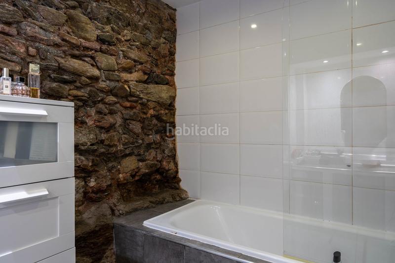 Foto 2423c5dd-4d43-40a4-aa6a-e09ac32a2770. Edificio en Torrox pueblo Torrox