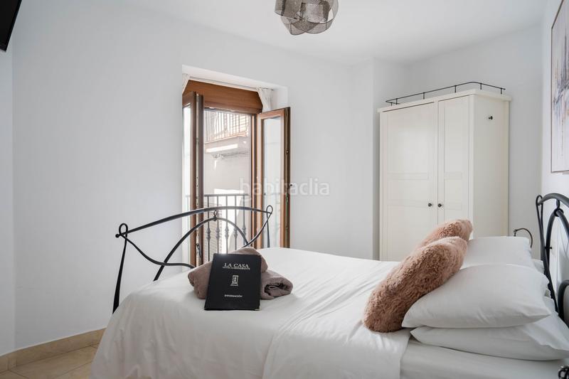 Foto 5ae573f2-b2b5-4626-b2b4-966d75dcb383. Edificio en Torrox pueblo Torrox