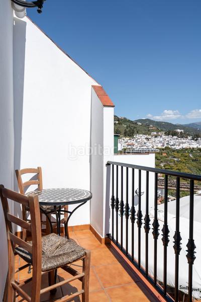 Foto 6d9c76ae-e28c-4b84-911e-efa10e8397bf. Edificio en Torrox pueblo Torrox