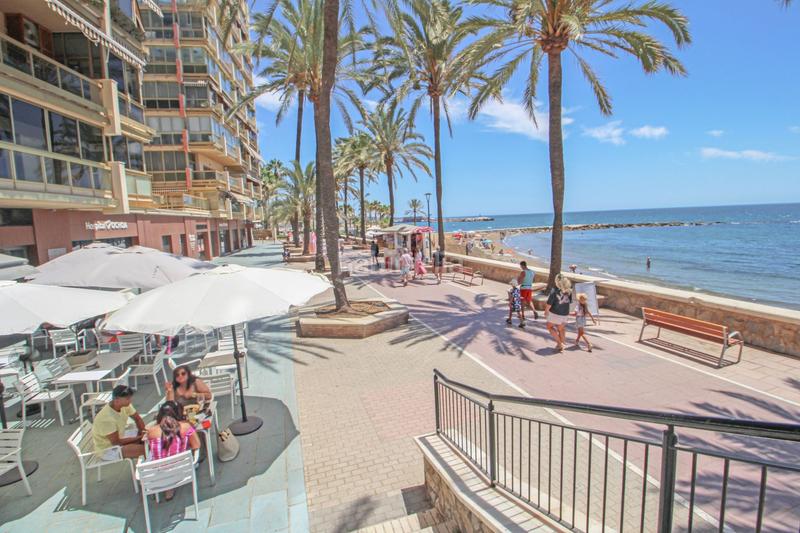 Foto 9d4aae89-58fa-4d53-b13c-7090e4d746cd. Apartamento en Playa Bajadilla - Puertos Marbella