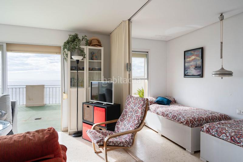 Foto b9ce2b39-b48d-4b47-abec-f1b07cb83d79. Àtic a Puerto Deportivo Fuengirola