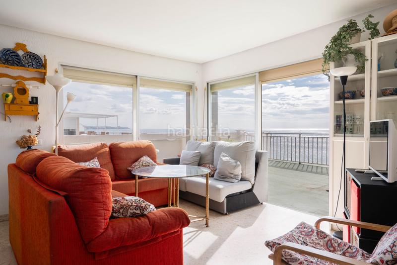 Foto 40ac8e51-be3b-4c66-a30d-a4843301f353. Dachwohnung in Puerto Deportivo Fuengirola