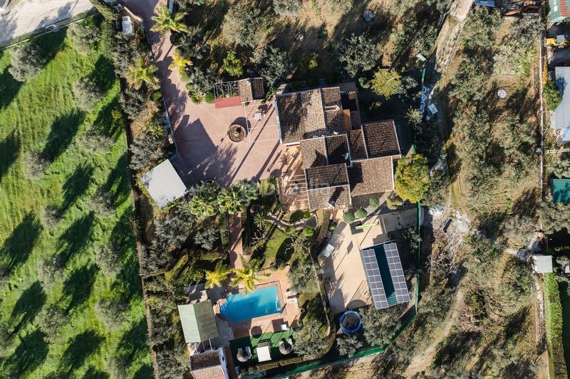 Foto dc6317cc-c26c-4282-8793-1b8c19e9b988. Casa en Centro Alhaurín el Grande