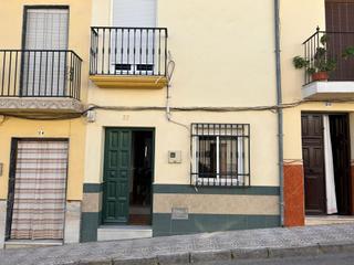 Casa adossada a Moriles