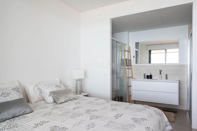 Foto 3d4163ec-55c8-4f93-9656-d50488cd79b4. Apartamento en Las Gaviotas - Carvajal Fuengirola