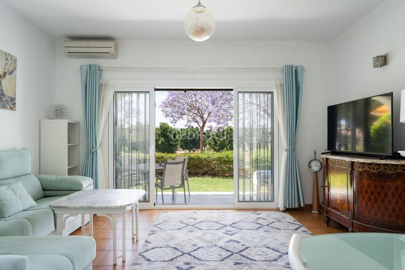 Foto 4a7d8a82-7aeb-456c-9b60-52e56f7fe1fe. Casa adossada a Mijas golf Mijas