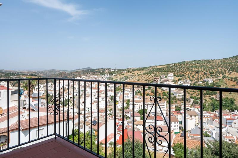 Foto 98b6a92b-dd2d-4b76-8d04-973db3ebbd35. Casa a Tolox