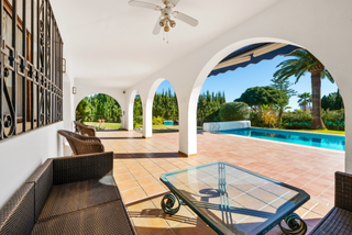 Chalet in Nueva Atalaya
