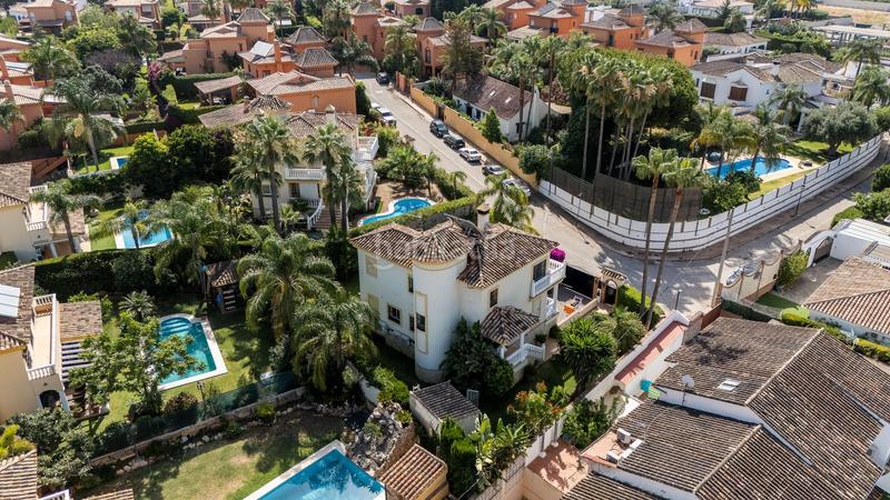 Foto 9ea6d571-eb41-4d9c-89e4-365b63754dc5. Chalet en campo de Mijas Mijas