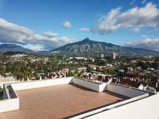 Apartament a Nueva Andalucía centro