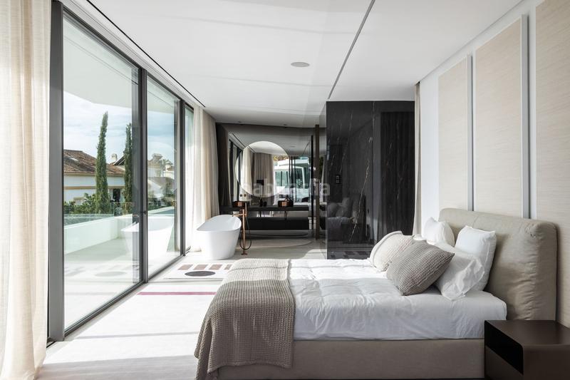 Foto 87984539-204f-40f4-83a1-1275b329df14. Chalet in Las Lomas de Río Verde Marbella