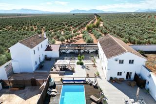 Chalet en Bobadilla - Bobadilla Estación - La Joya