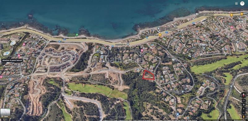 Foto a266373e-ff04-4f41-8379-aef6b952cd6a. Chalet in El Faro de Calaburra - Chaparral Mijas