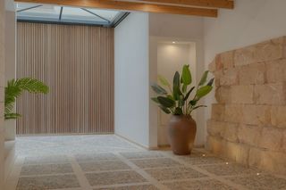 Rent Apartment in El Mercat