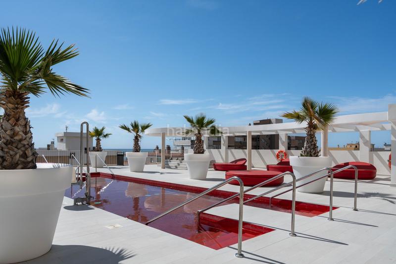Foto deb3bbad-b2f7-4b07-bf94-6a0c9d95aee3. Apartamento en Las Gaviotas - Carvajal Fuengirola