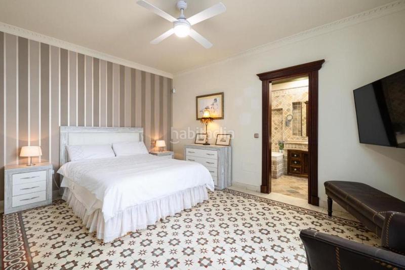 Foto ba44f2f7-14f4-4695-8550-90045bbd1799. House in Puerto Deportivo Fuengirola