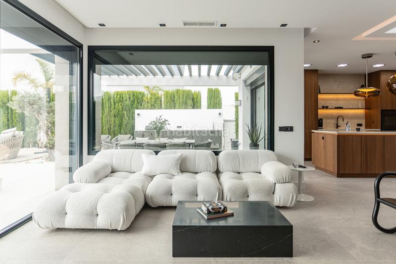 Foto 78e549a6-5afb-4d76-8cf2-c905ddcdaeca. Casa en La Concha - Resina Golf Estepona