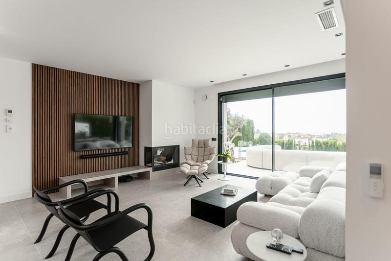 Foto 893d381b-3f27-4e66-9380-fcf725b47898. Casa en La Concha - Resina Golf Estepona