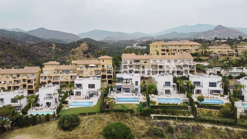 Foto f0e89898-11ae-48fb-9345-d91d1693f1a1. Casa en La Concha - Resina Golf Estepona