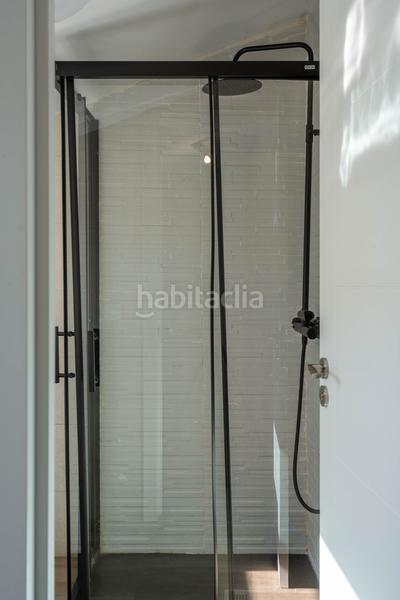 Foto 447e8afd-1b90-4c6d-856e-cec2cbe33ffb. Edificio in La Trinidad Málaga