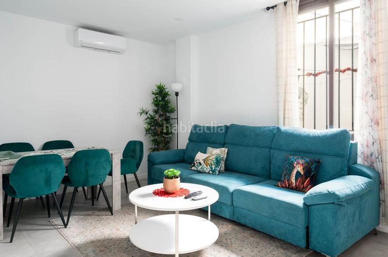 Foto 5e81a75d-0fab-48a0-abb9-dcdc2c3ddd92. Edificio in La Trinidad Málaga