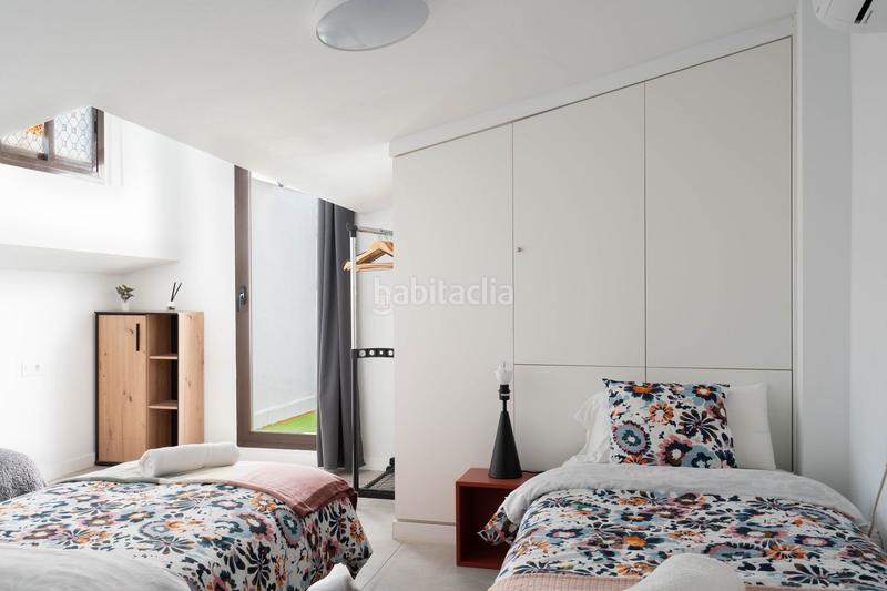 Foto 64337d71-976e-4255-95dd-13c98deb93a1. Edificio in La Trinidad Málaga