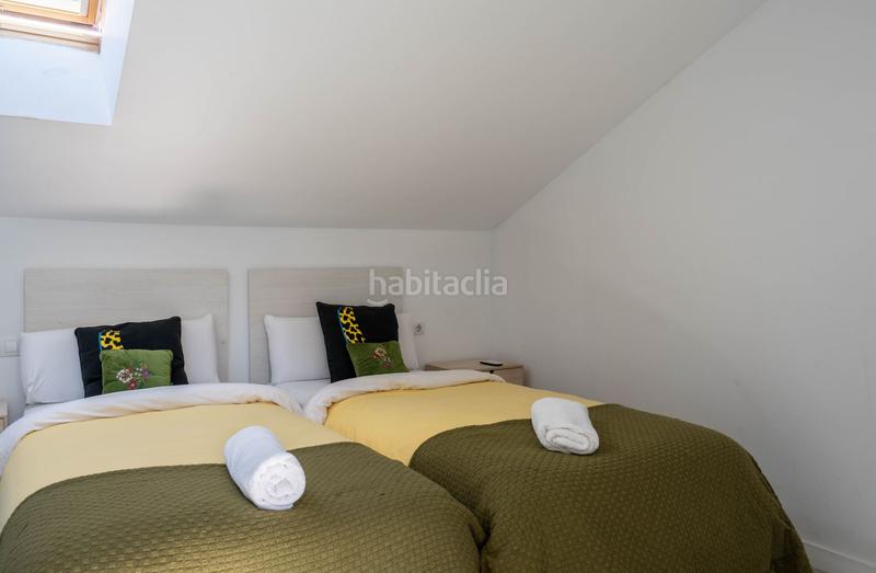 Foto 96bd2f15-c7ff-44b4-8385-69c633b485a2. Edificio in La Trinidad Málaga