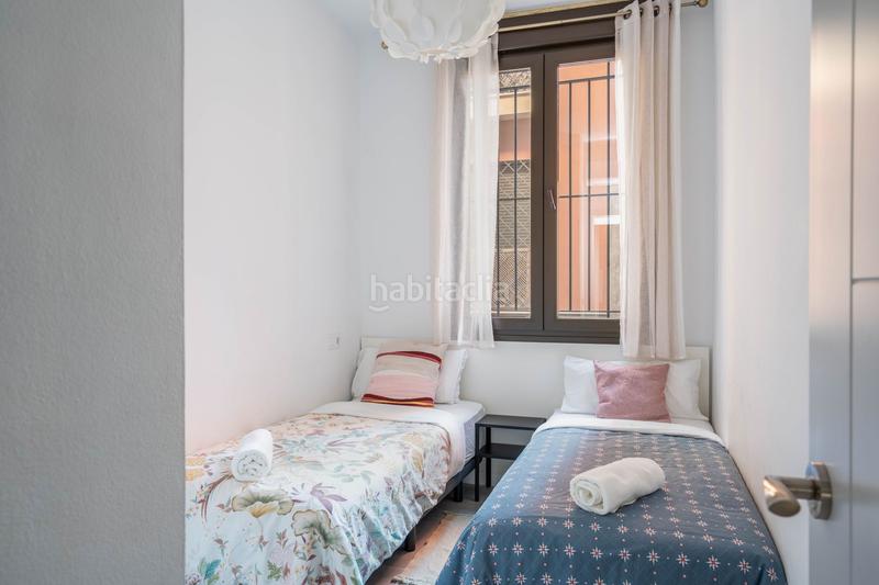 Foto 9f083c4e-74aa-484b-9741-2aaab446d092. Edificio in La Trinidad Málaga