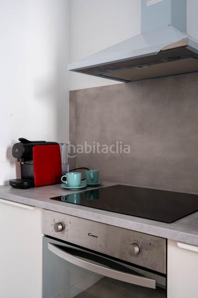 Foto c4eb63aa-08e6-479f-814e-618bbda5ab6a. Edificio in La Trinidad Málaga