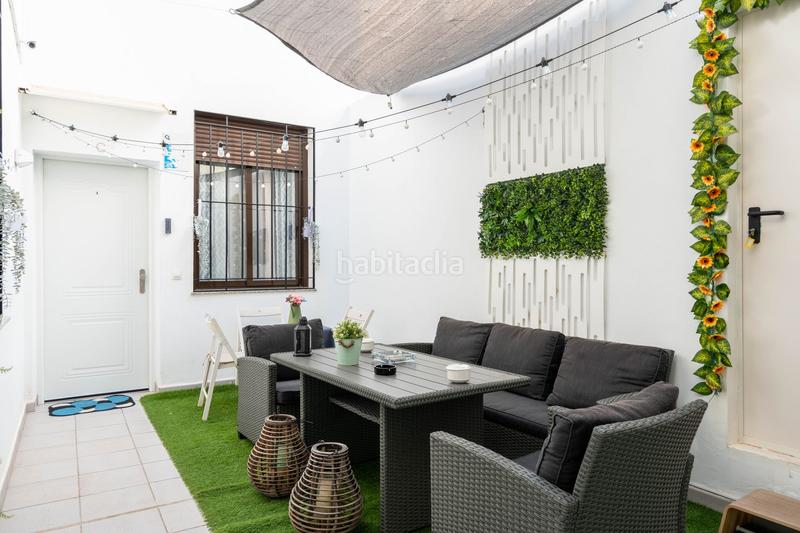 Foto e74f56d1-0104-47e8-a1cc-41feb3c1194b. Edificio in La Trinidad Málaga