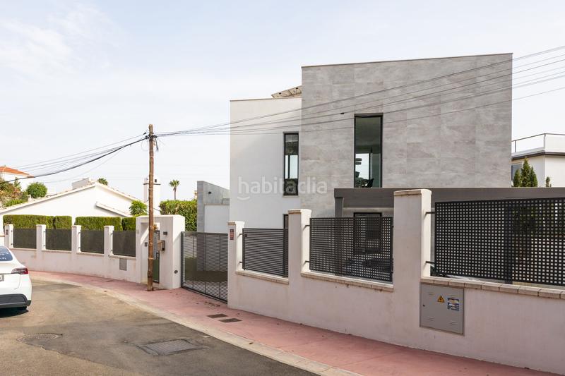 Foto c92df91f-5ce4-4641-97f2-53ba9f30a27e. Xalet a Torreblanca del Sol Fuengirola