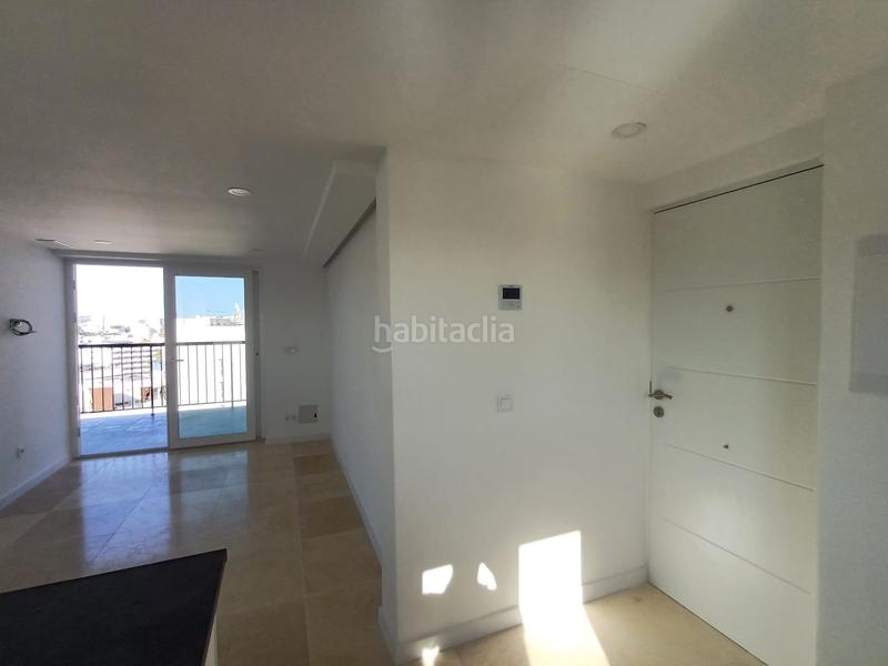 Foto 2dbcb0d5-7b29-4343-a1d6-fe7437c075e0. Alquiler apartamento en Magaluf Calvià