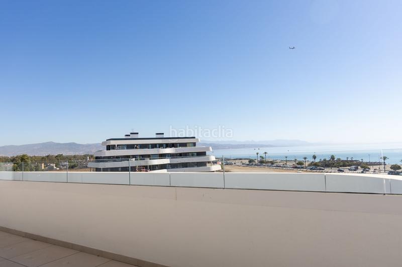 Foto f8d077e9-8c03-4d40-ac95-d6c764c4f309. Alquiler ático en Los Álamos Torremolinos