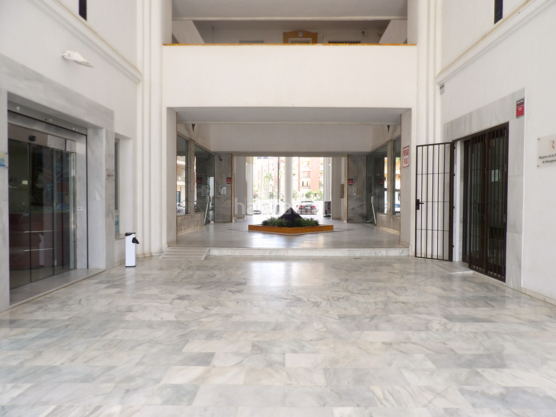Foto 09a33ce8-a7db-4a87-b3bd-2d57695c66ac. Apartamento en Castillo Sohail - Myramar Fuengirola