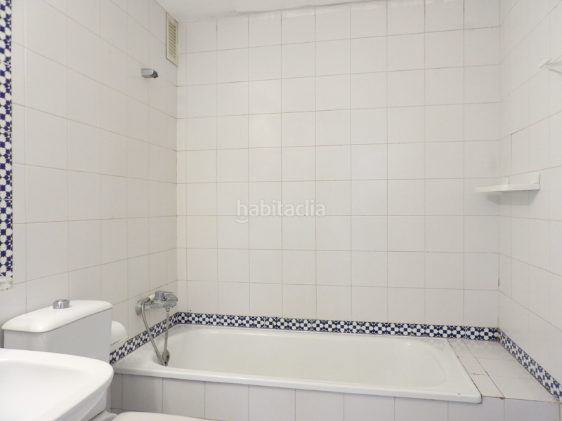 Foto b3237548-6b67-49b1-ae67-9bd24ce6951e. Apartamento en Castillo Sohail - Myramar Fuengirola