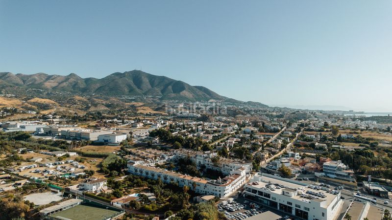 Foto 5229b715-4e27-42cf-bd5d-6ba797b56d2d. Chalet in campo de Mijas Mijas