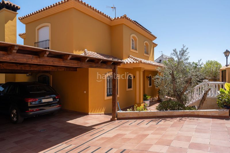 Foto 5a0fa473-2d6d-4cb1-84bd-5dedb98ca761. Chalet in campo de Mijas Mijas