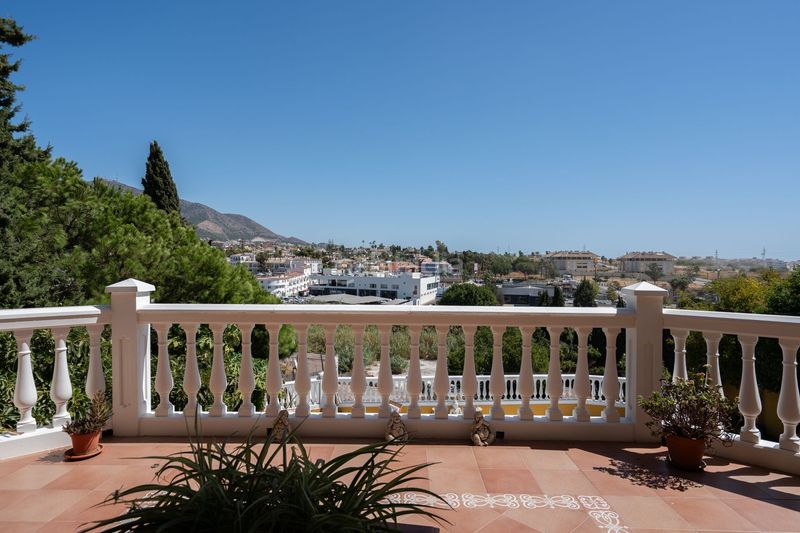 Foto e14ae093-9288-4339-ae58-e70fc7826181. Chalet in campo de Mijas Mijas