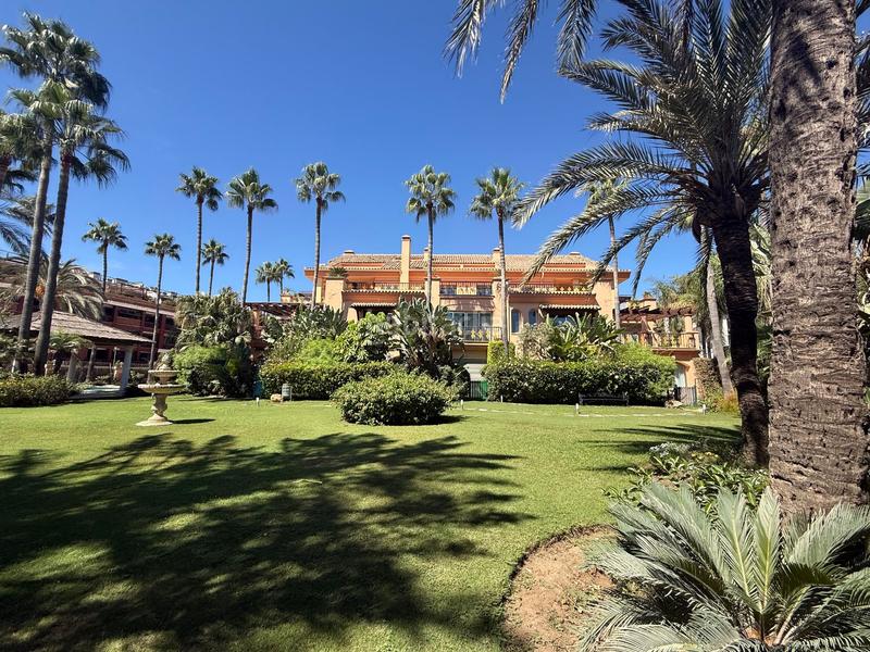 Foto 99b3b4f1-ab32-45a5-9f39-1b4715487cff. Apartament a Puerto Banús Marbella