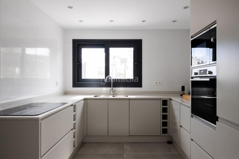 Foto ddc0d30a-356d-49ad-be3b-06a07bbf0f23. Casa a Las Chapas - Alicate Playa Marbella