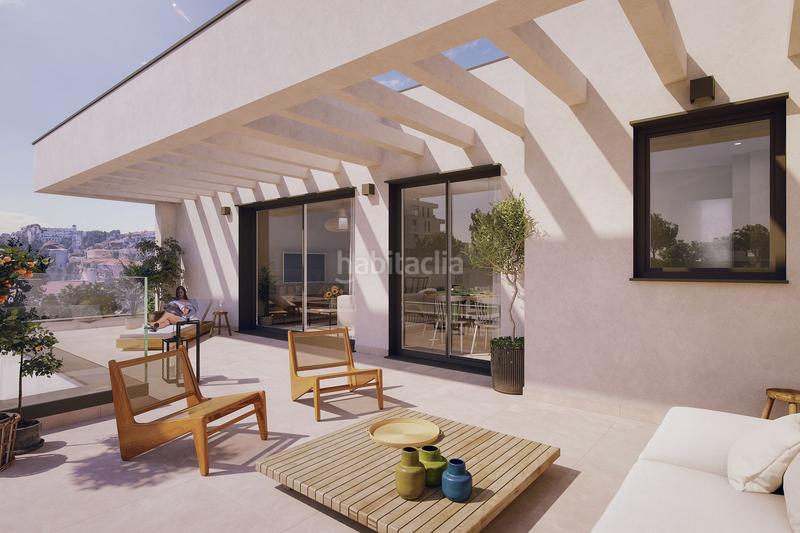 Foto 15ce2f75-9dd6-4874-98fc-32559afe93dd. Àtic a Montemar Torremolinos