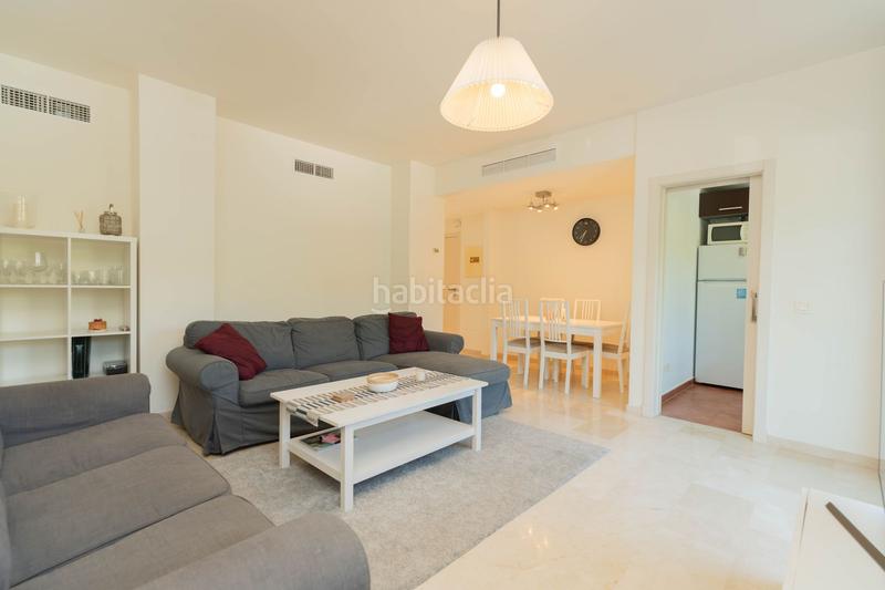 Foto 83513766-c36e-43a3-aab3-511d7b2e67e1. Apartamento en altos de Estepona Estepona