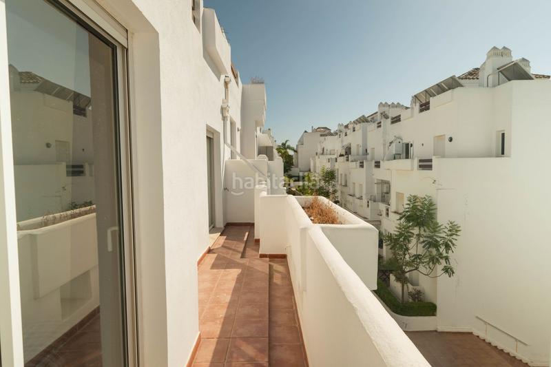 Foto 75bcbc1e-13e6-4ff2-be3a-34dacf24a14e. Appartement dans altos de Estepona Estepona