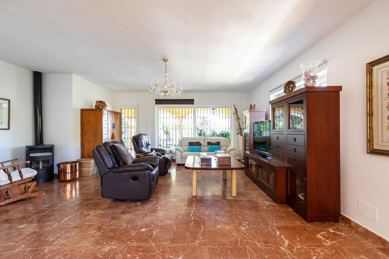 Foto a19c7ad7-b18c-4244-8e89-508b88abbf8f. Chalet en Pinos de Alhaurín Alhaurín de la Torre