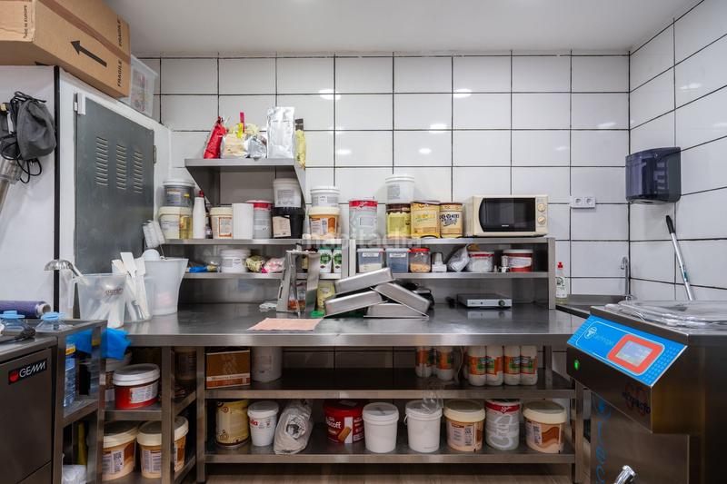 Foto 651ce800-ee34-49ee-85f5-39c24303fed4. Oficina a Puerto Deportivo Fuengirola