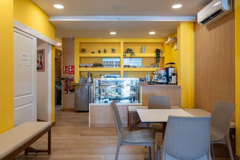 Foto c842fd06-efcc-4a15-8c55-c873ac5e4d42. Oficina a Puerto Deportivo Fuengirola