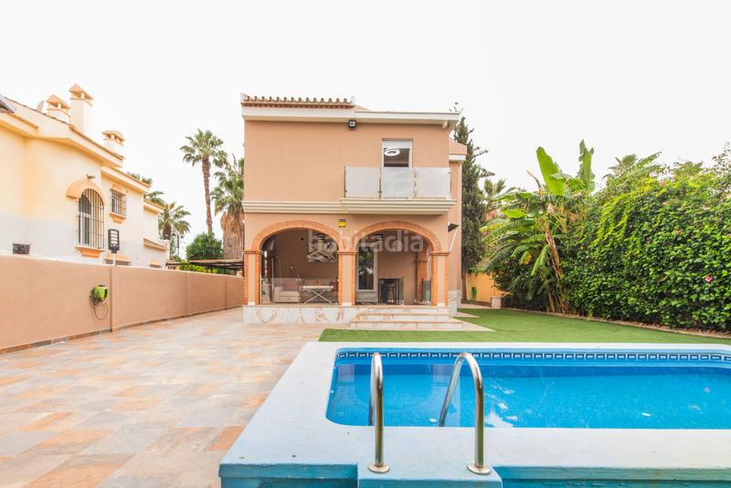 Foto 5d27b0e6-6c4b-4cc0-8fe1-26af0fb53deb. Chalet in Capellanía - Retamar Alhaurín de la Torre