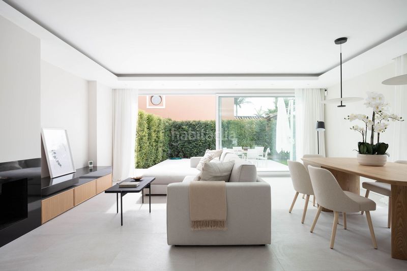 Foto 4ad2cc31-0745-4fdb-8d7e-897bfbabbd97. Casa adossada a Villacana - Costalita - Saladillo Estepona